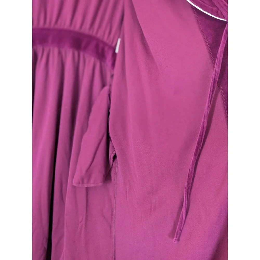 VTG Eileen West Velour Long Robe Womens Large Maroon Belted Stretch Back Lounge